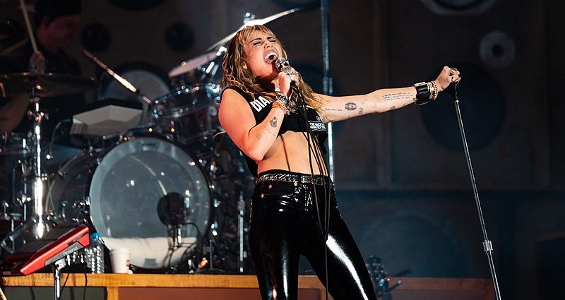 Review: Miley Cyrus' 'Plastic Hearts' Lets Her Voice and Lyrics Shine