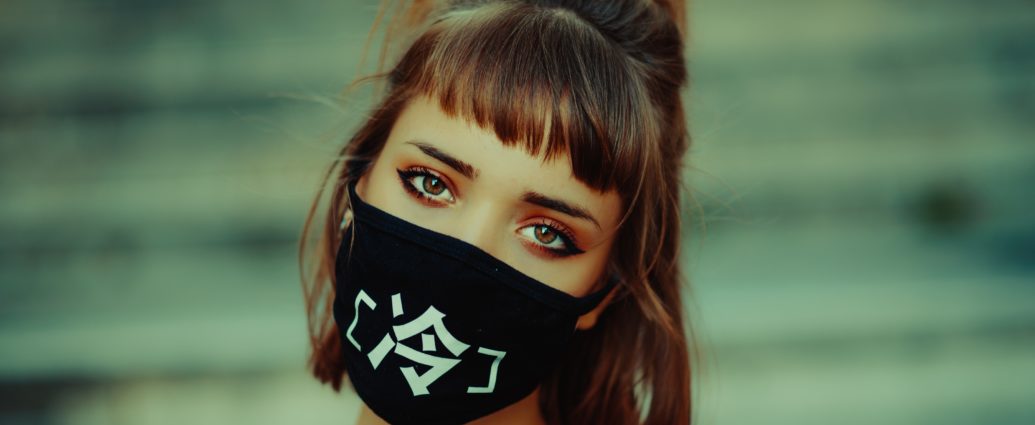 The Face Mask is Fashion's New Big Accessory – Footwear News
