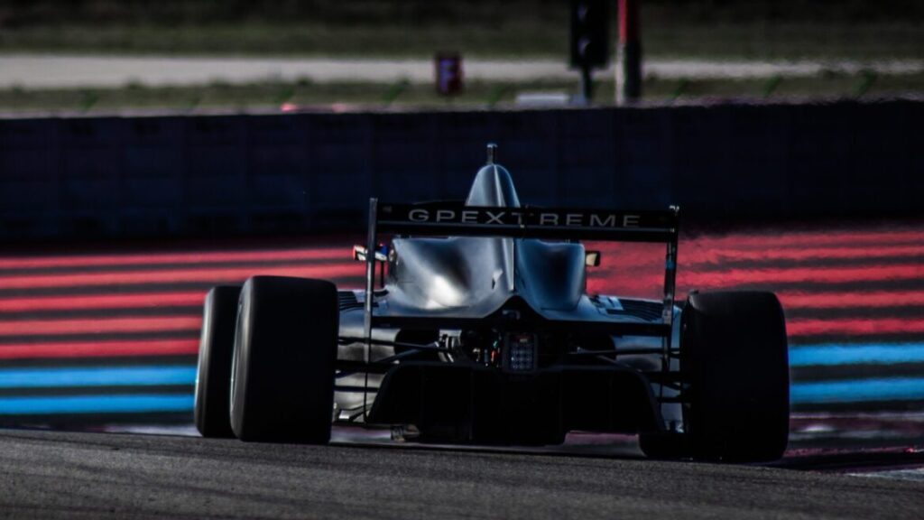 f1 car on the French gp circuit