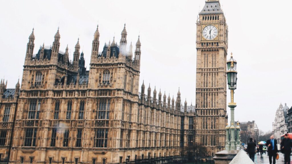 Image of Big Ben and UK Houses of Parliament.