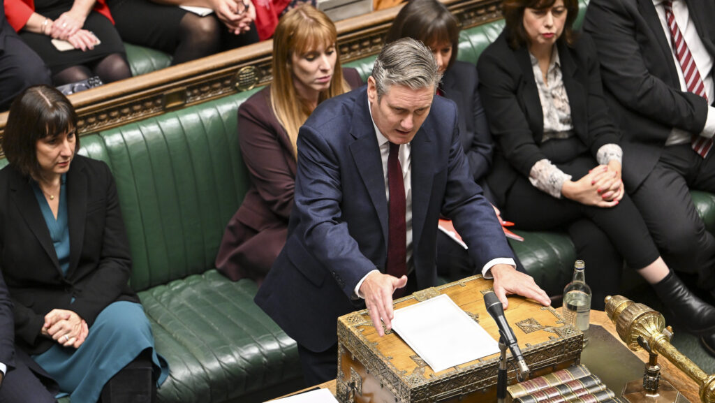 Keir Starmer speaking at PMQ's 18/10/23