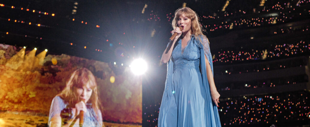 Taylor Swift performing The Folklore Set during The Eras Tour.