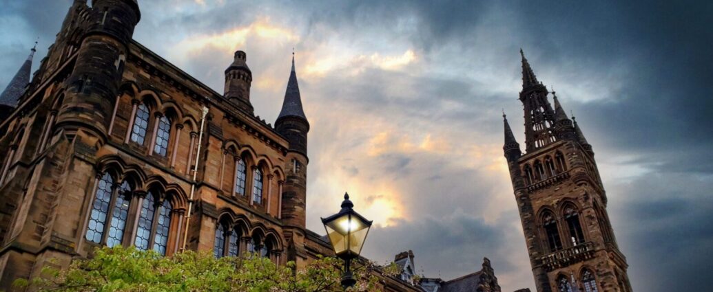 Image of Glasgow University main building