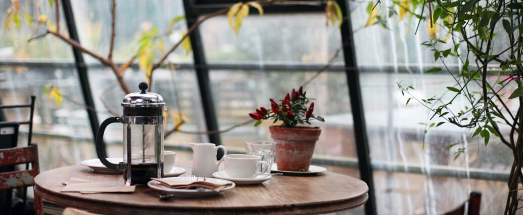 Image: A table in a coffee shops